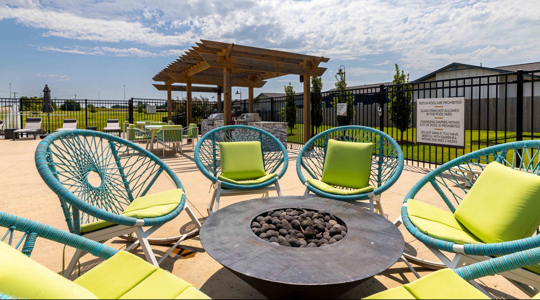 Firepit with chairs